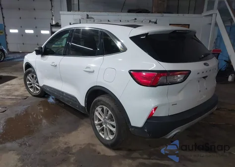 2022 Ford Escape Se z USA, uszkodzony, nr VIN 1FMCU9G6XNUA30523